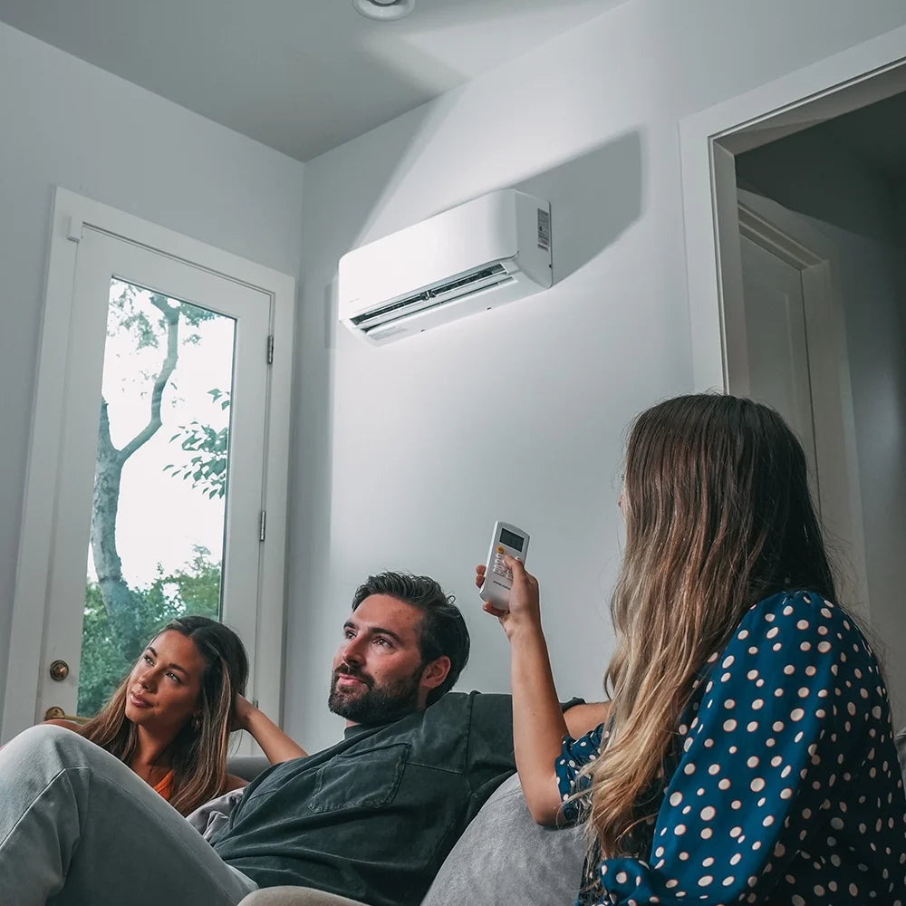 MRCOOL DIY 12000 BTU Ductless Mini Split Air Conditioner & Heat Pump - Energy Star 115v