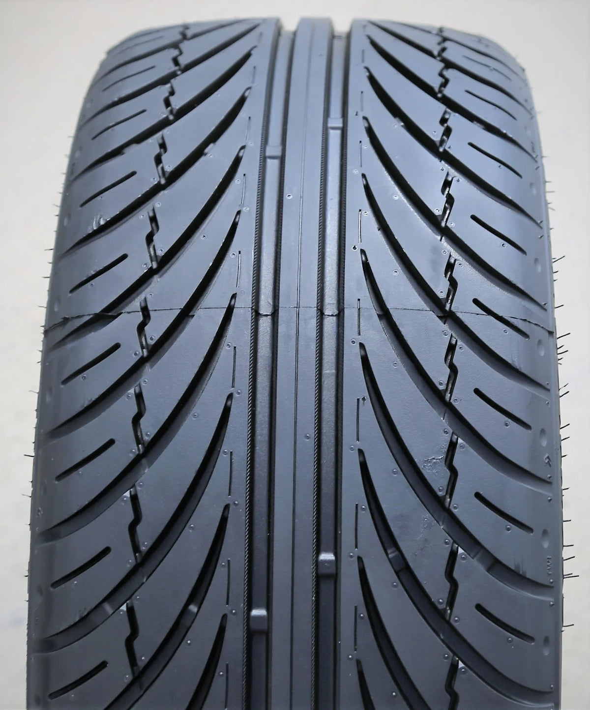 Venom Power Ragnarok Zero X 235/35ZR19 235/35R19 91W XL High Performance Summer Tire