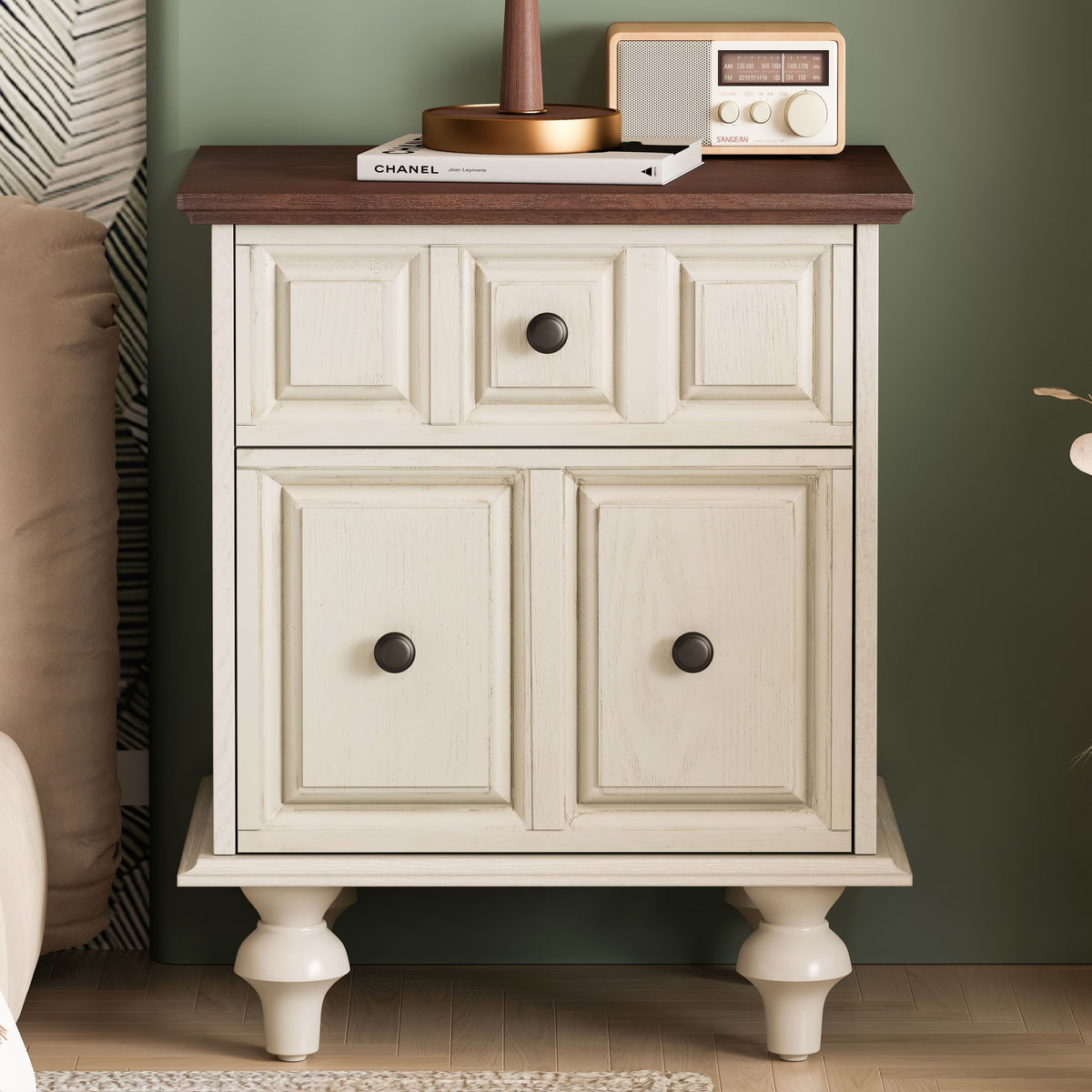 20.47"Vintage Nightstand with 2 Drawers and Roman Column Legs, Solid Wood Bedside End Table, Bedside Cabinet for Bedroom, Living Room(Set of 2)