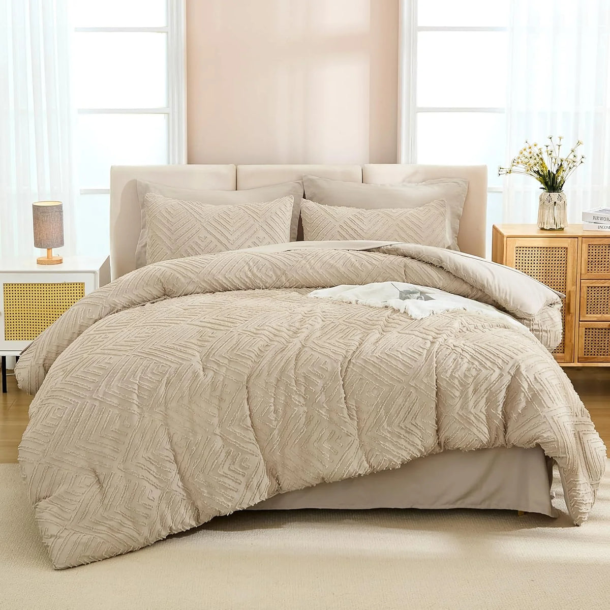 Queen Comforter Set 7 Piece Dark Emerald Green - Bed in a Bag Queen Boho Lightweight Fluffy Tufted Bedding Sets with Comforter, Sheets, Pillowcases & Shams