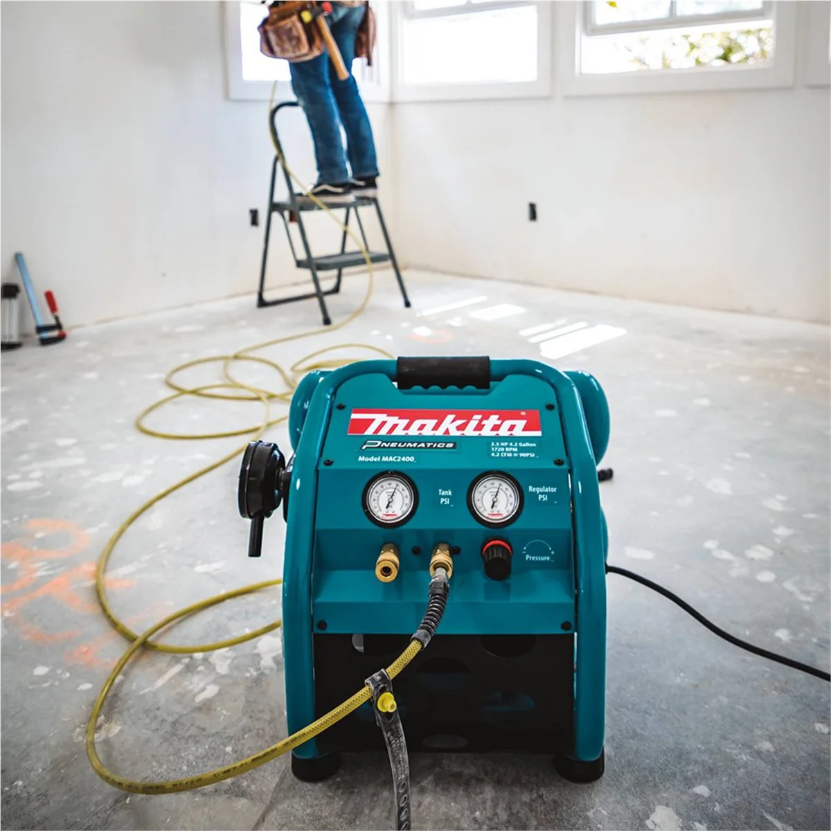 Makita 2.5 HP Big Bore&trade; Air Compressor (Twin Stack)