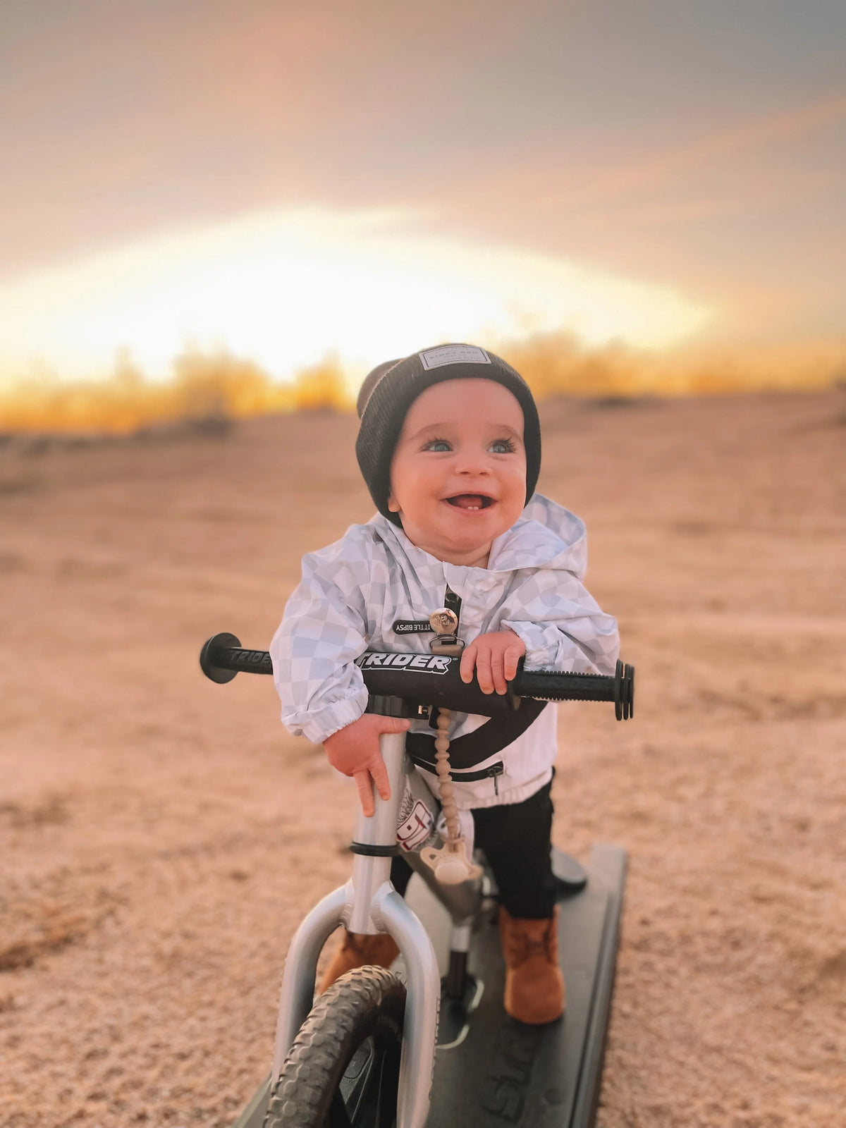 Strider - 12 Pro 2-in-1 Rocking Balance Bike, Ages 6 months to 5 Years - Silver