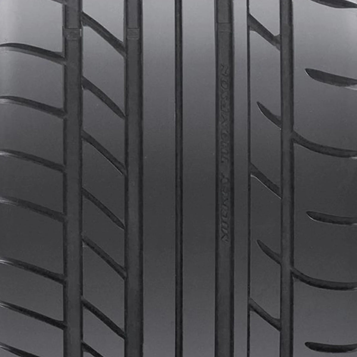 Mickey Thompson Street Comp UHP Summer 305/35R20 107Y XL Passenger Tire