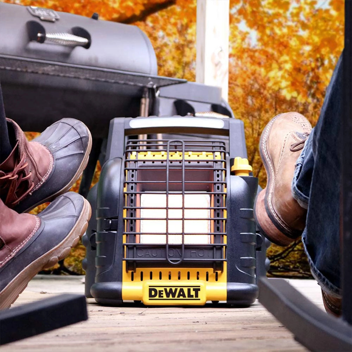 Dewalt 12,000 BTU Portable Cordless Heavy Duty Propane Radiant Heater, Black