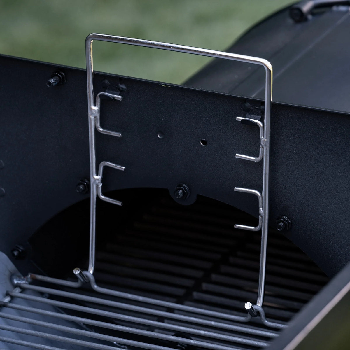 Char-Griller Smokin�?Outlaw Charcoal Grill and Offset Smoker